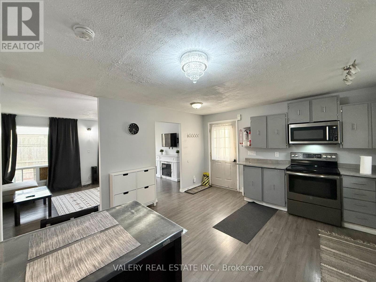 Detached at 1180 HEATHFIELD COURT, Windsor