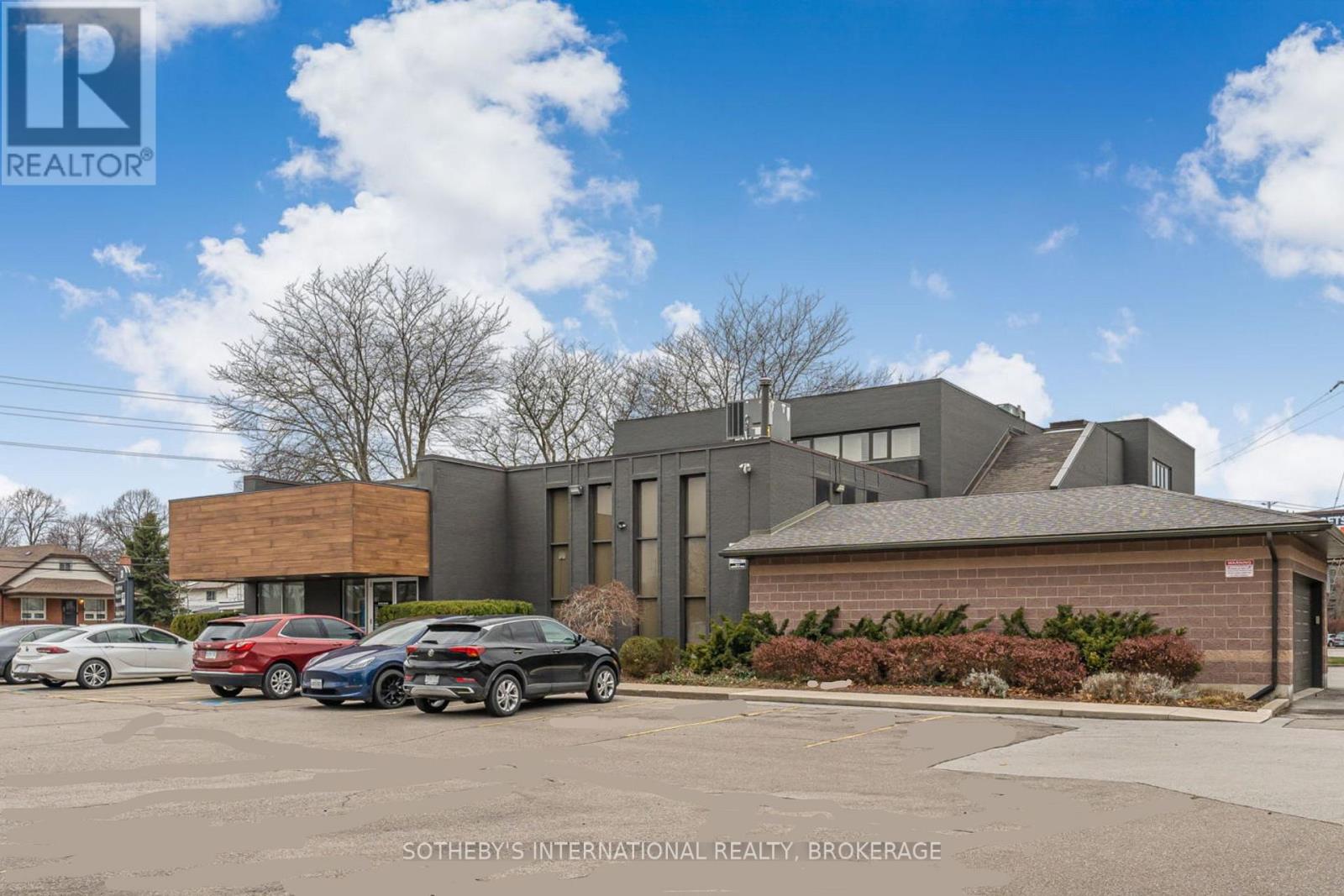 Other at 320 VINE STREET, St. Catharines (Carlton/Bunting)