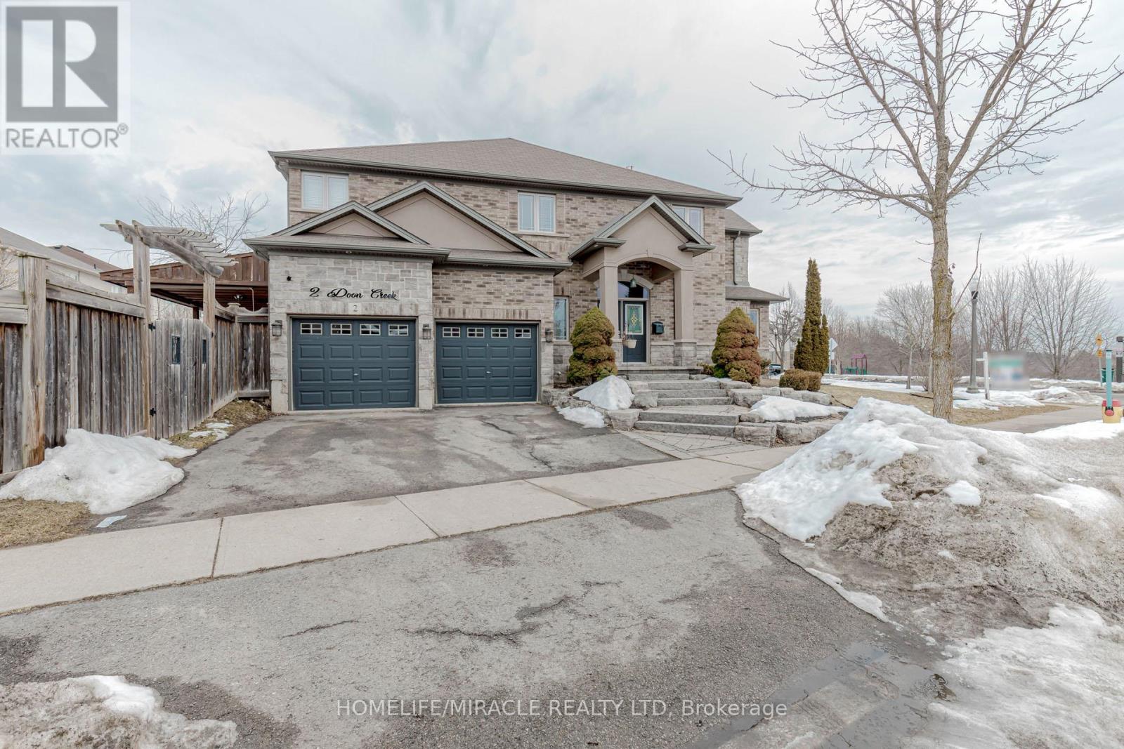 Detached at 2 DOON CREEK STREET, Kitchener