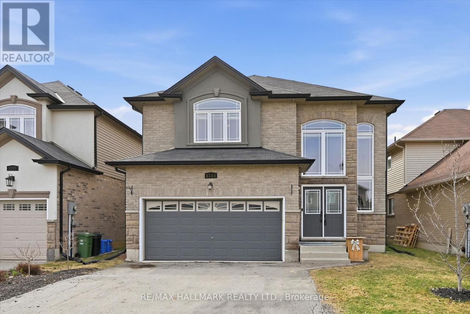 Detached at 1334 UPPER PARADISE ROAD, Hamilton (Carpenter)