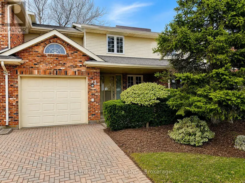 Townhouse at 13 - 2720 MEWBURN ROAD, Niagara Falls