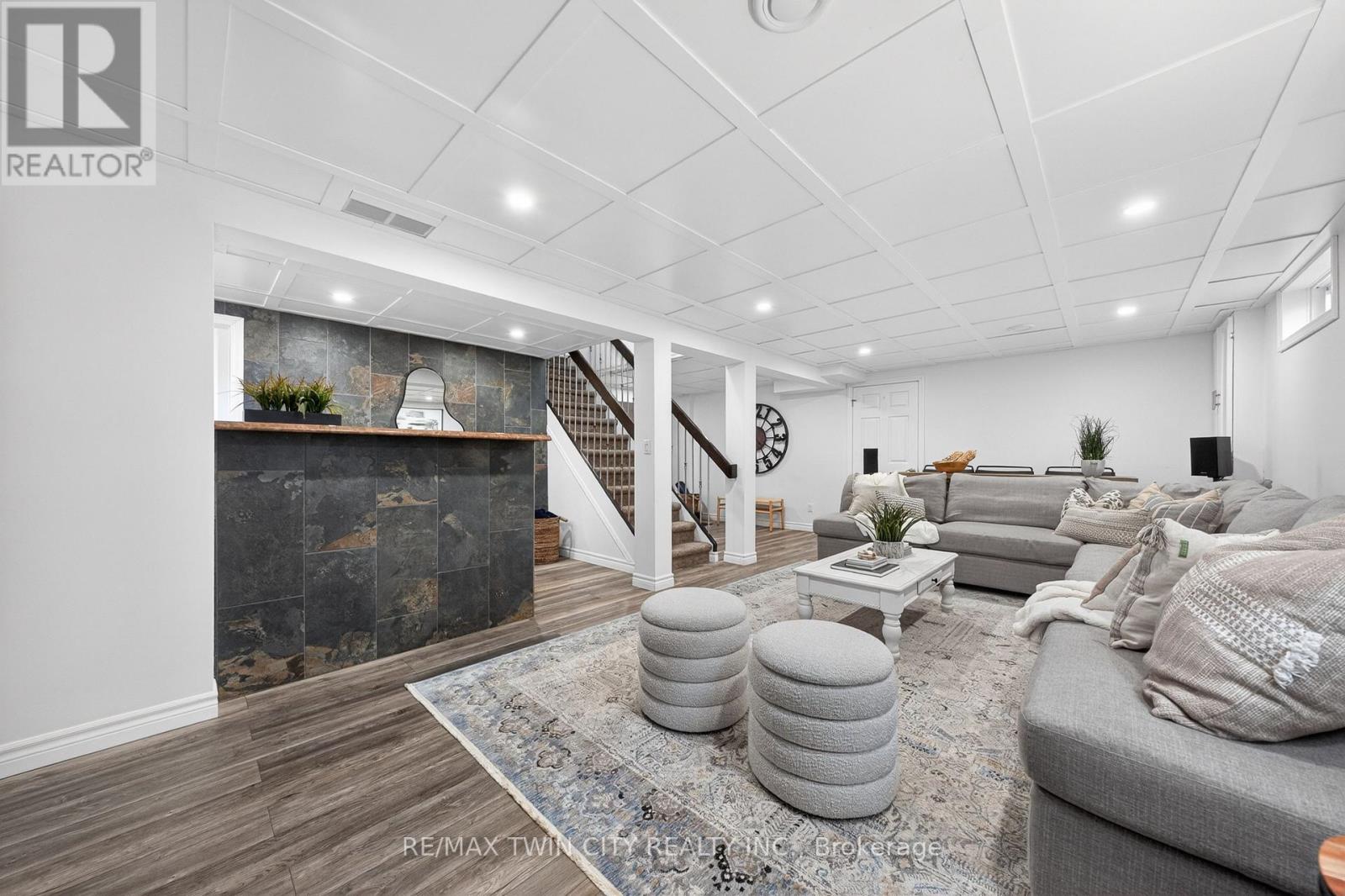 Detached at 38 GLEN ABBEY COURT, Woodstock