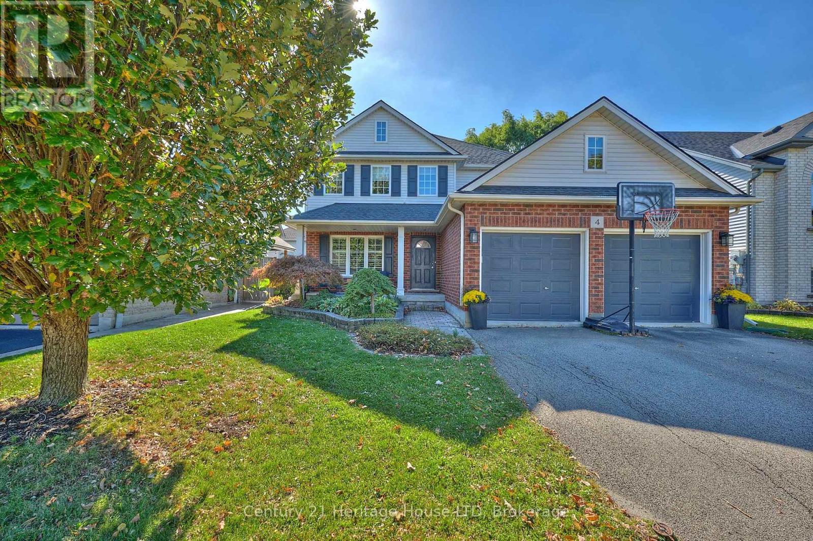 Detached at 4 ARLENE STREET, St. Catharines (Rykert/Vansickle)