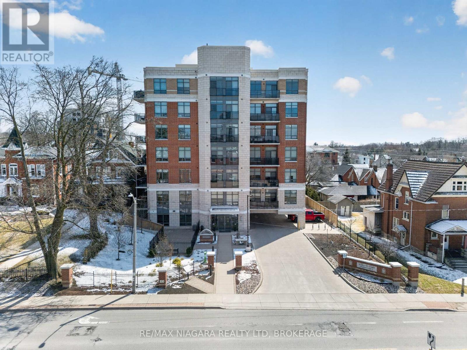 Apartment at 403 - 399 QUEEN STREET S, Kitchener