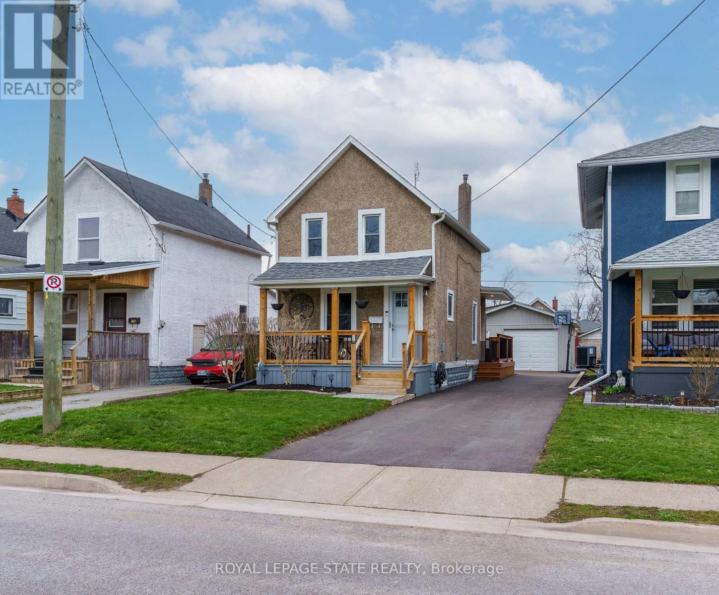Detached at 109 WILTON AVENUE, Welland (Broadway)