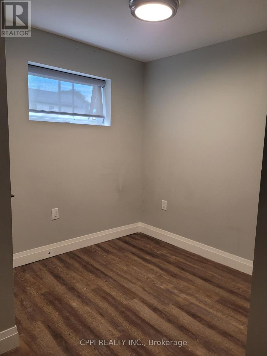 Multiplex at 102 - 67 MINTO STREET, Port Colborne