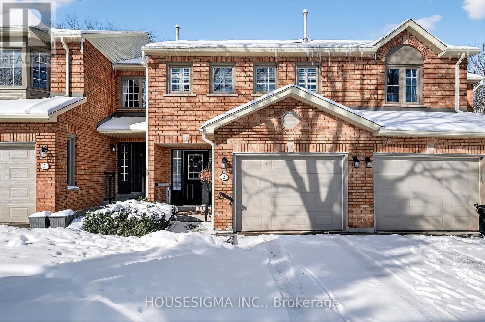 Townhouse at 2 - 14 HUNTINGWOOD AVENUE, Hamilton (Dundas)