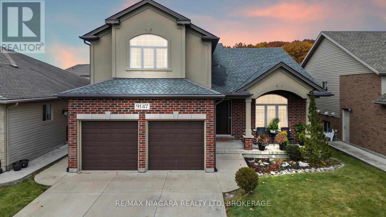 Detached at 9147 HENDERSHOT BOULEVARD, Niagara Falls (Forestview)