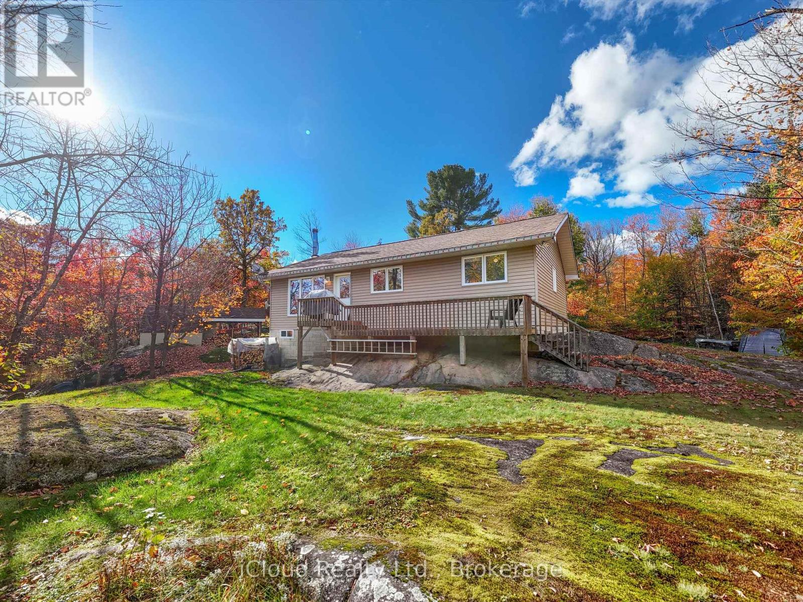 Detached at 6 SPRINGHILL ROAD, McKellar