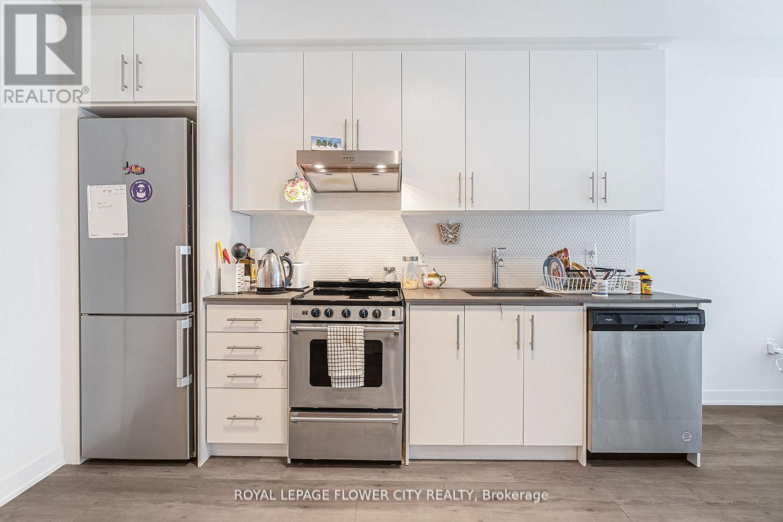 Apartment at 907 - 212 KING WILLIAM STREET S, Hamilton