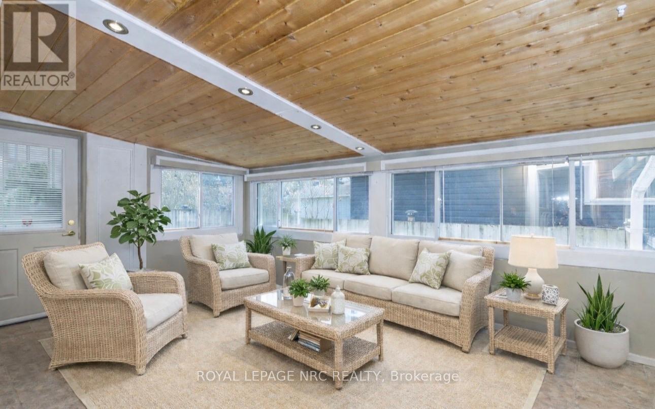 Detached at 6518 HARMONY AVENUE, Niagara Falls