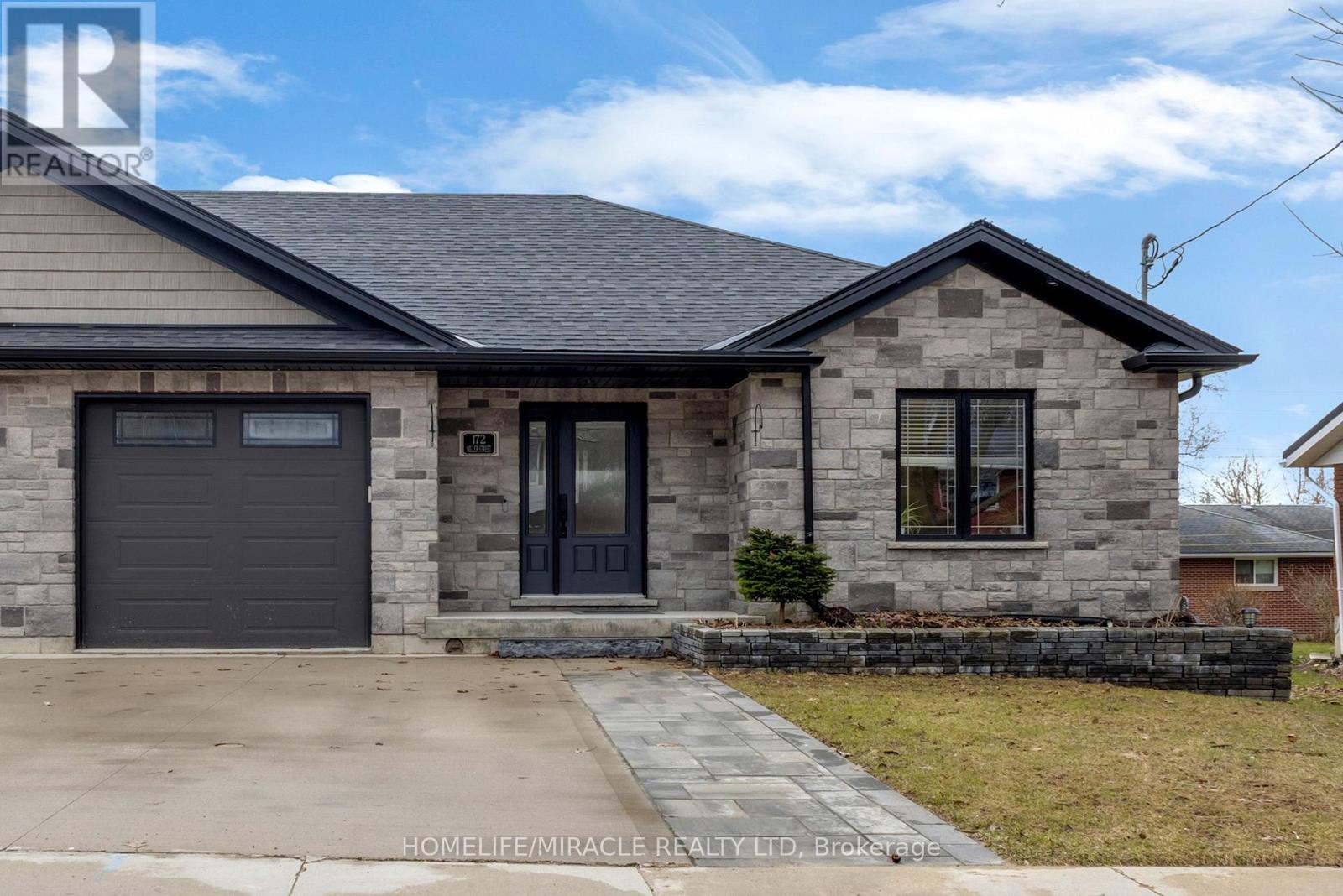 Semi-Detached/Link at 172 MILLER STREET, Wellington North (Mount Forest)