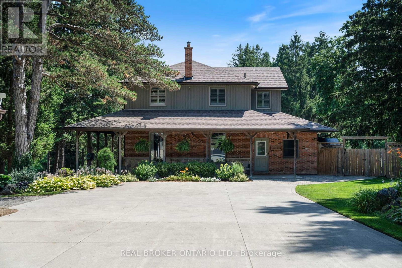 Detached at 182 GOVERNOR'S RD ROAD E, Brant (Paris)