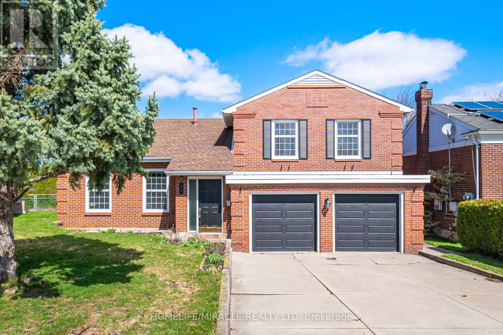 Detached at 38 LECLAIRE STREET, Hamilton (Fessenden)