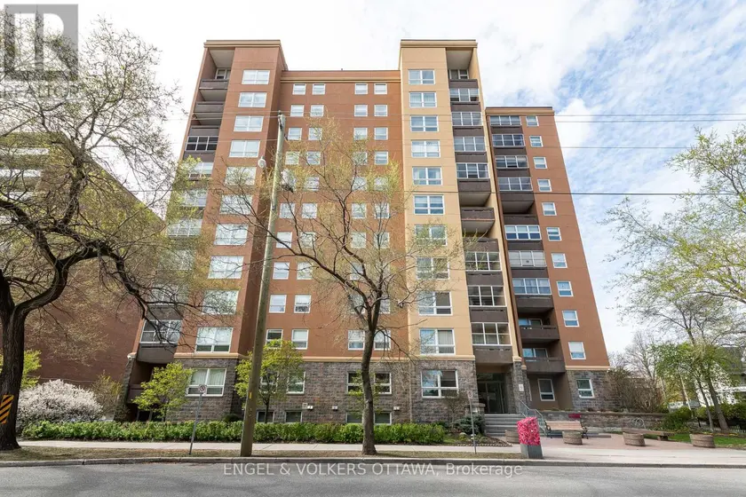 Apartment at 906 - 373 LAURIER AVENUE E, Ottawa
