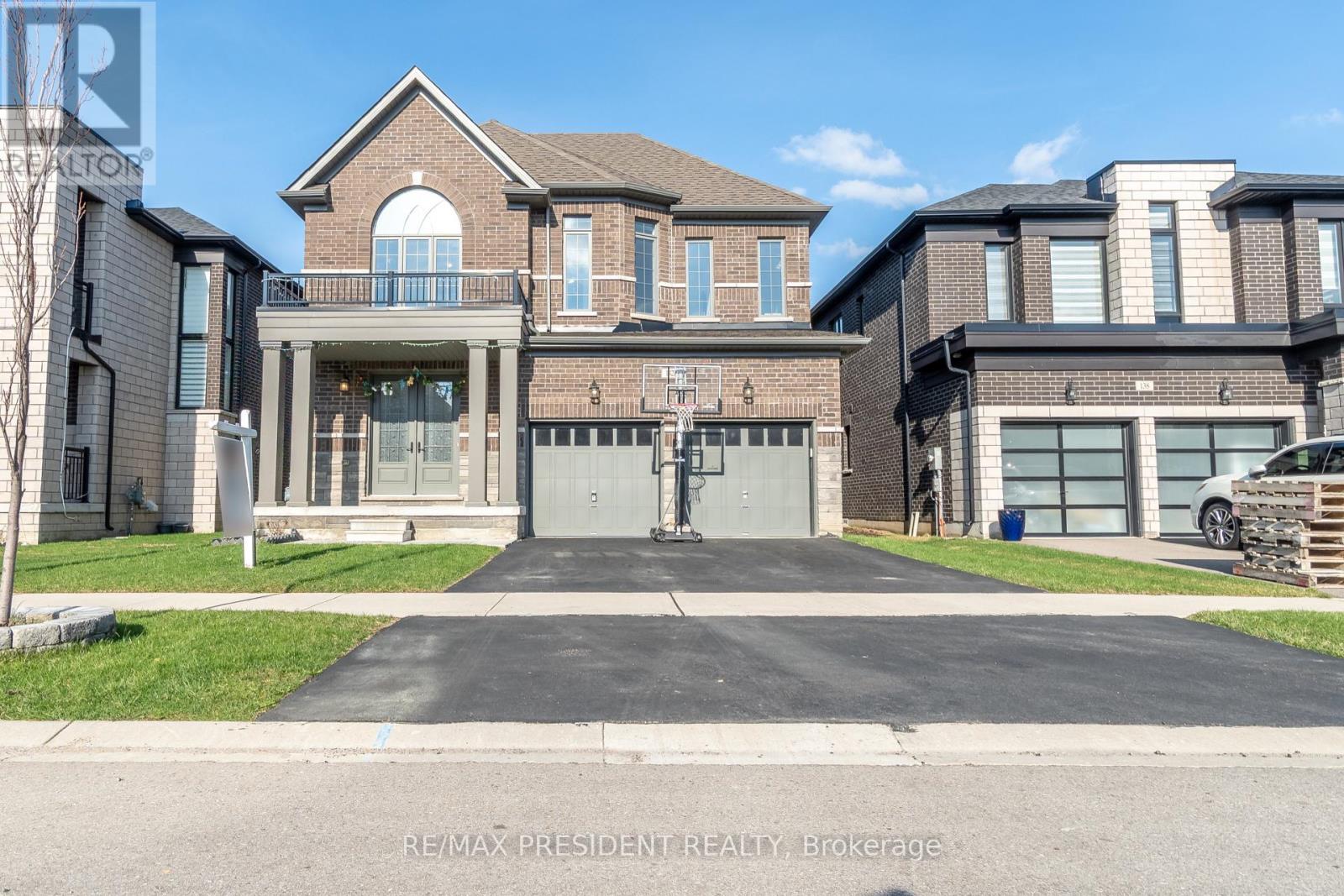 Detached at 142 PRINCE CHARLES CRESCENT, Woodstock (Woodstock - North)