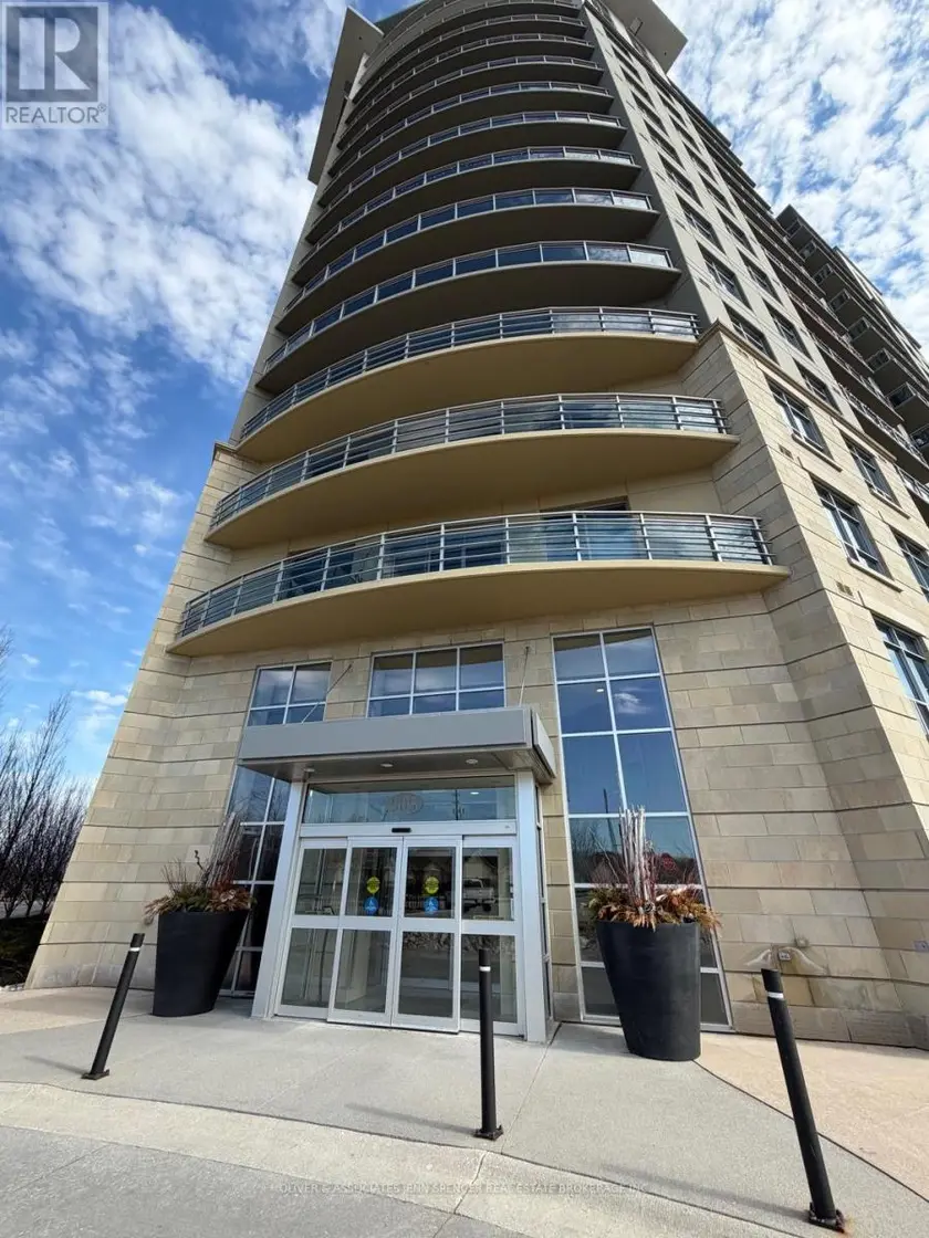 Multiplex at 908 - 905 SOUTHDALE ROAD W, London