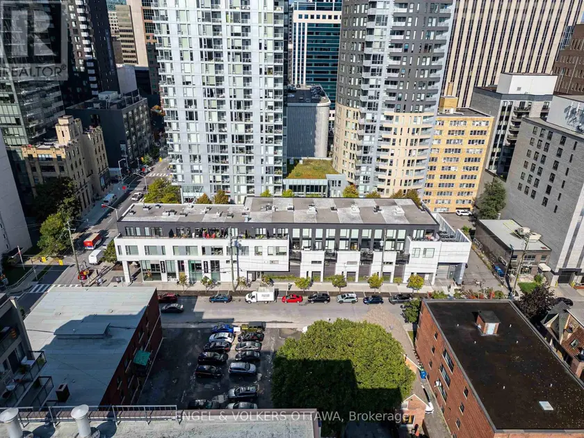Apartment at 202 - 197 LISGAR STREET, Ottawa