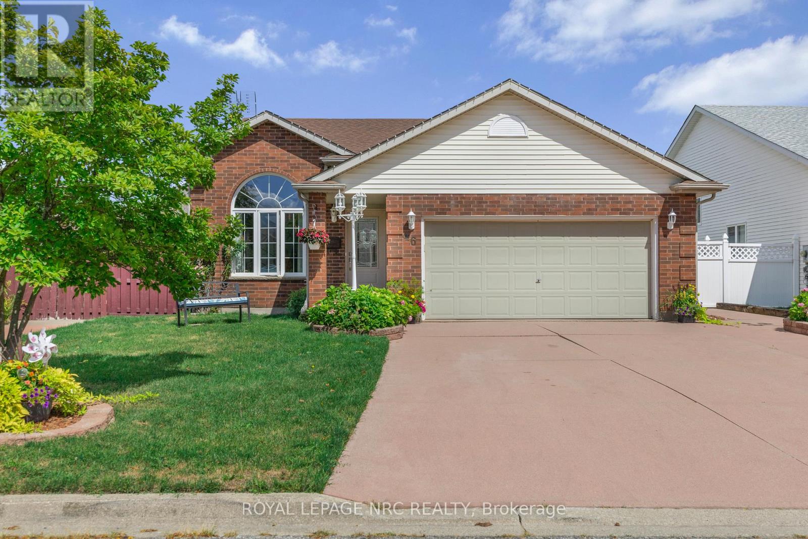 Detached at 46 FOXHILL CRESCENT, St. Catharines (Rykert/Vansickle)