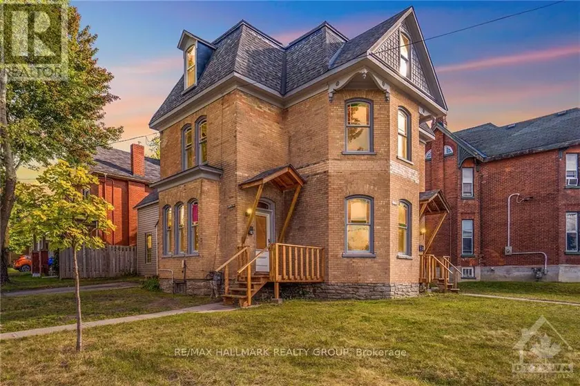 Multiplex at 42 CHURCH STREET W, Smiths Falls