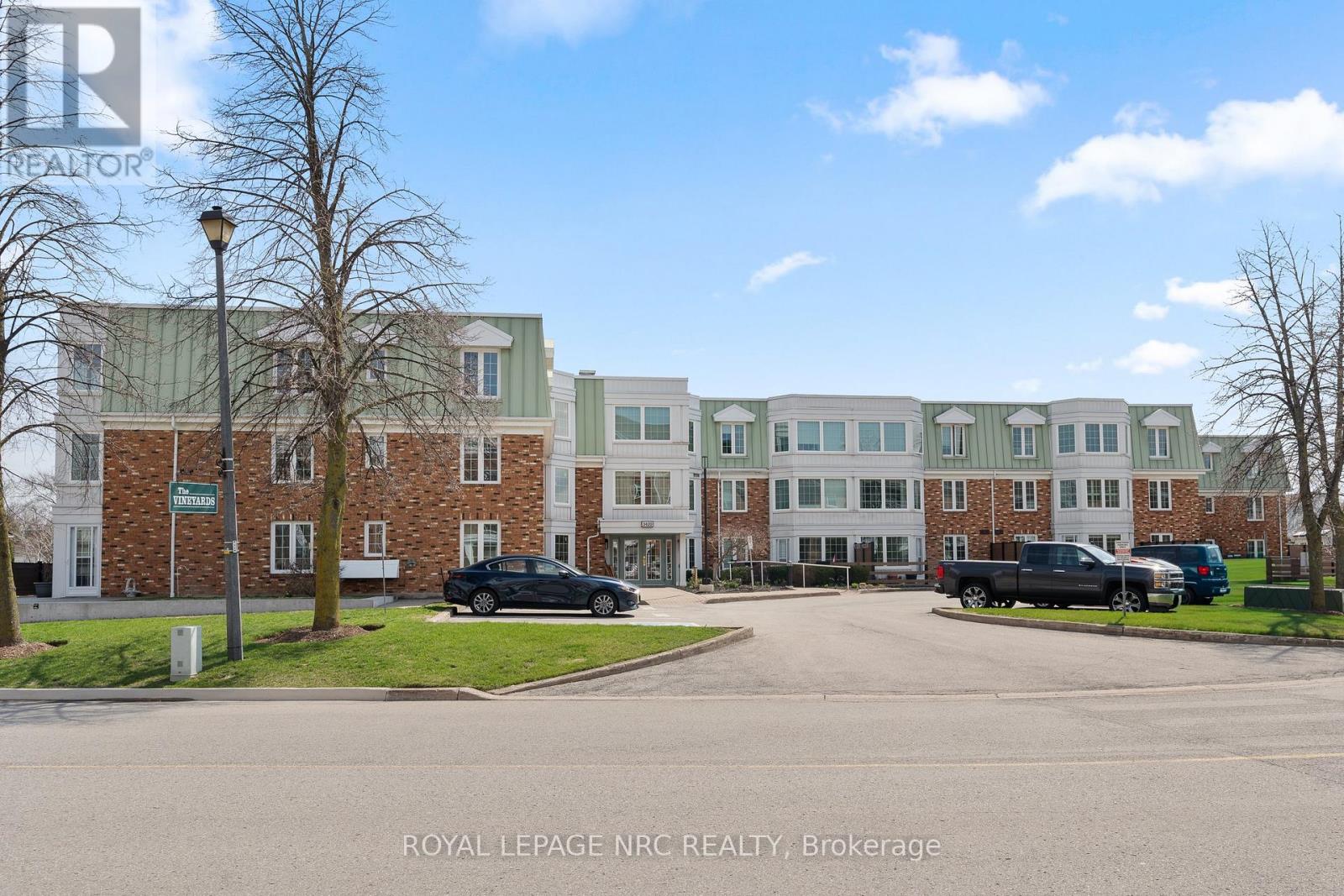 Apartment at 115 - 3420 FREDERICK AVENUE, Lincoln (Lincoln-Jordan/Vineland)