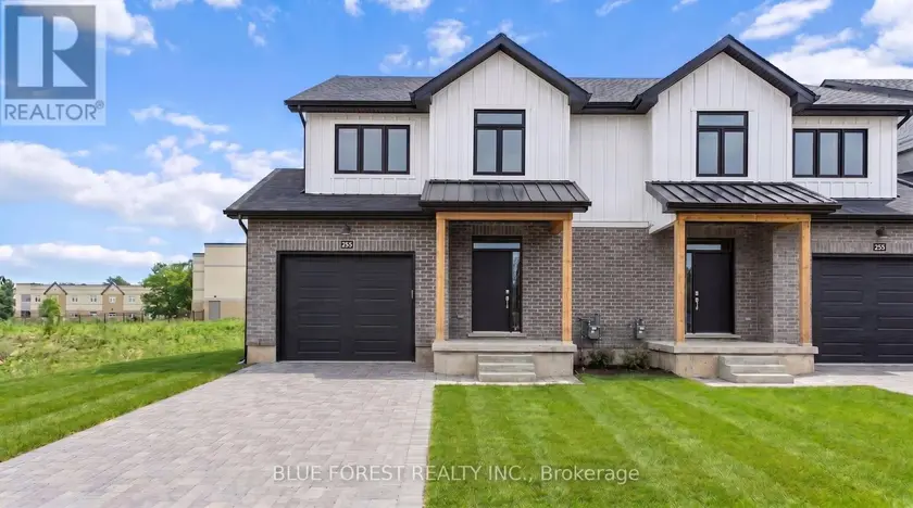 Townhouse at 247 MCTAVISH STREET, Strathroy-Caradoc