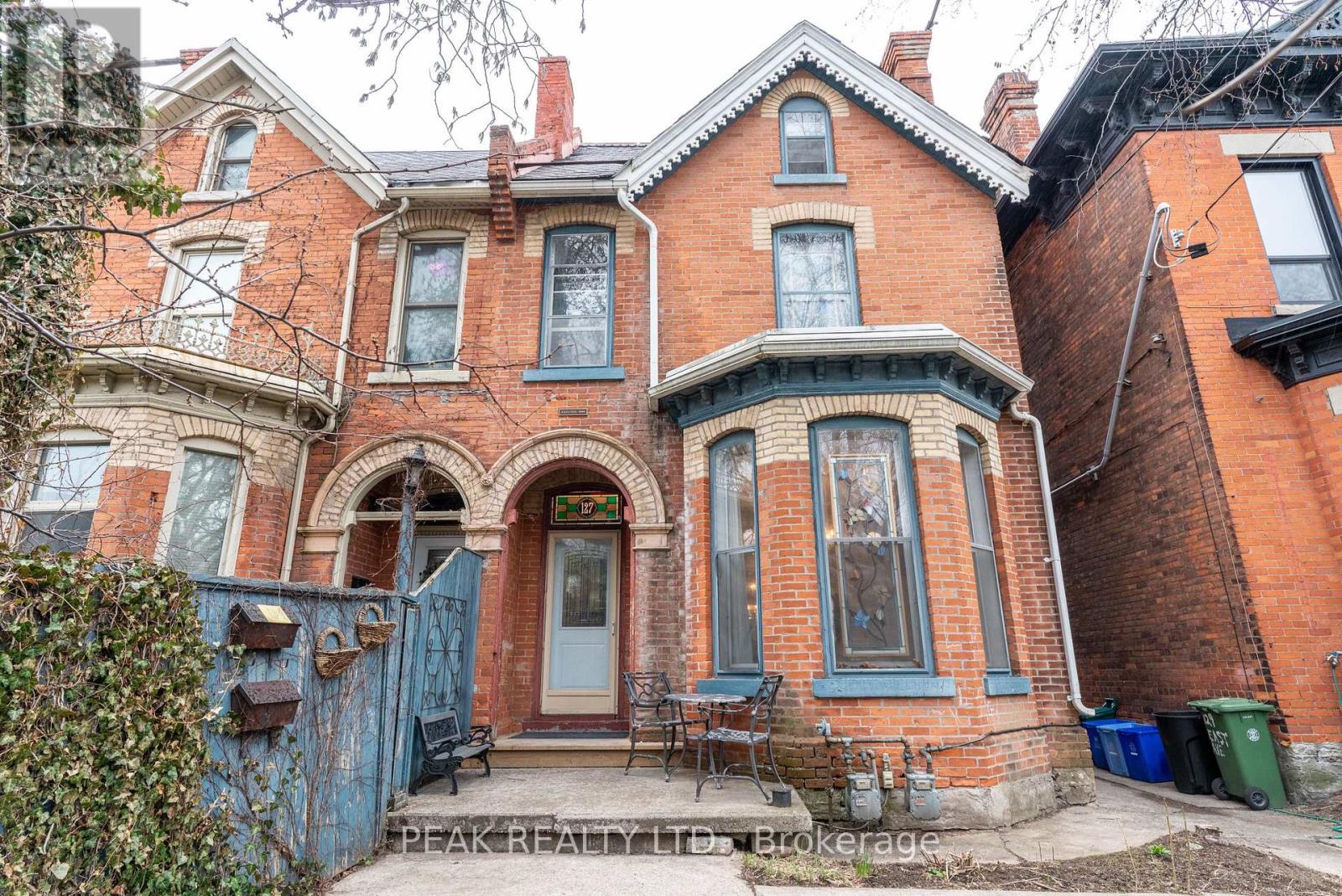 Multiplex at 127 EAST AVENUE S, Hamilton (Stinson)