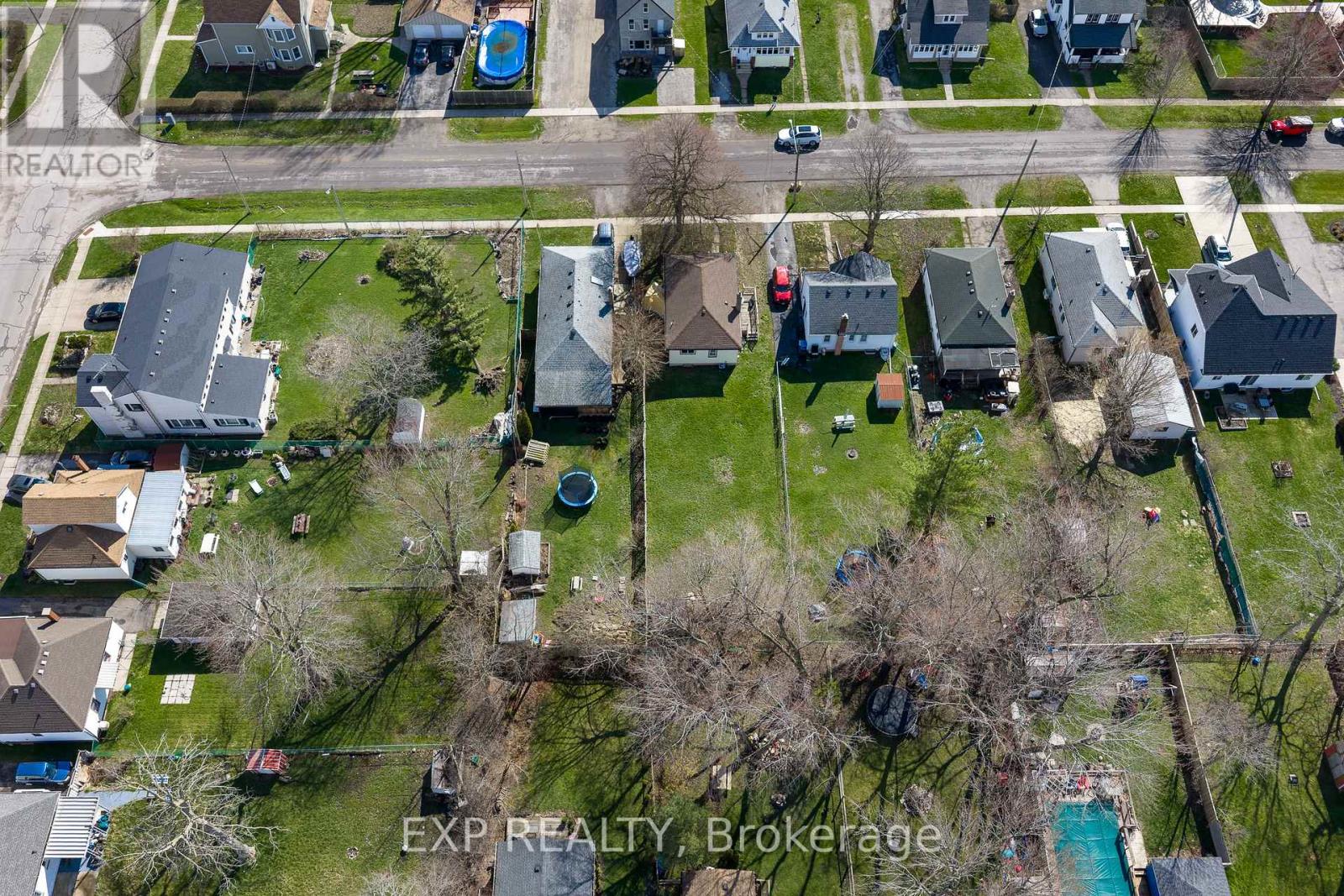 Detached at 152 HIGH STREET, Fort Erie