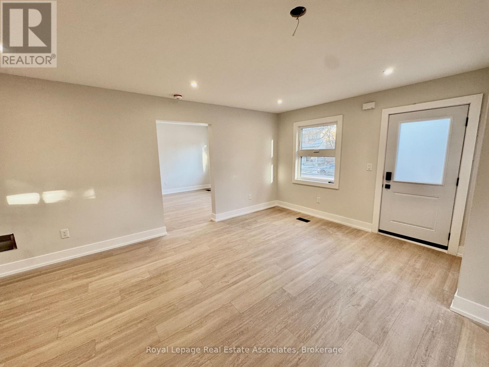 Multiplex at UNIT 1 - 246 MARLBOROUGH STREET, Brantford