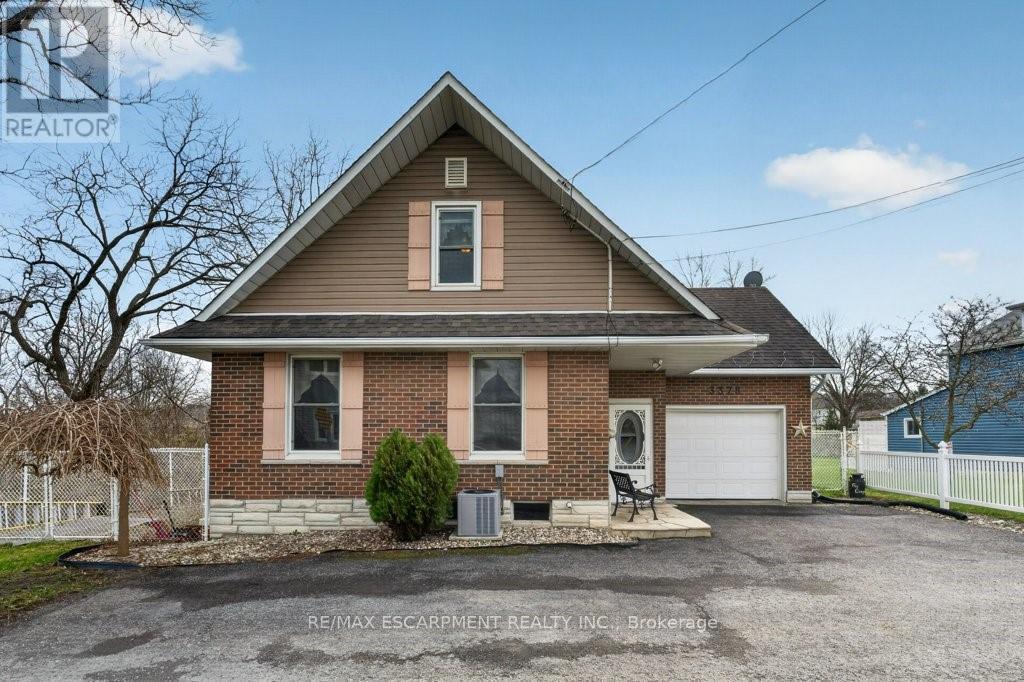 Detached at 3378 JOHNSON STREET, Lincoln (Lincoln-Jordan/Vineland)