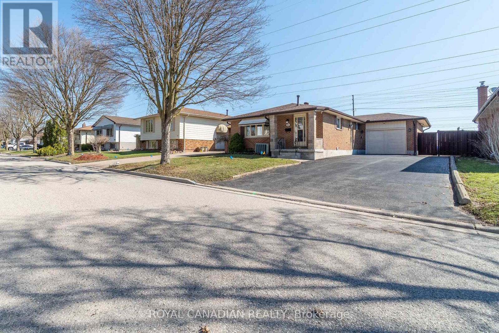 Detached at 60 LYSANDA AVENUE, London South (South T)