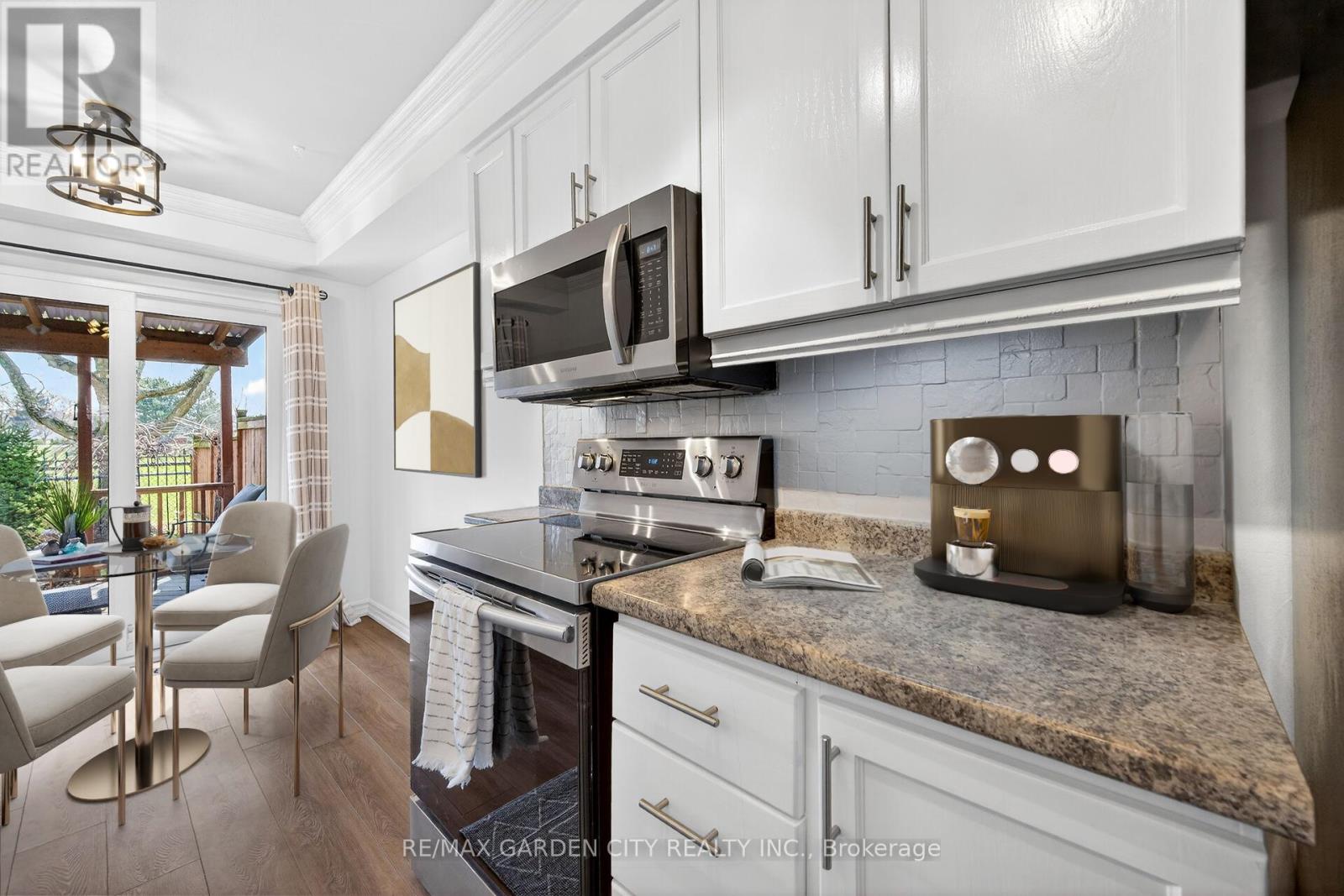 Townhouse at 25 WALKER COURT, Grimsby