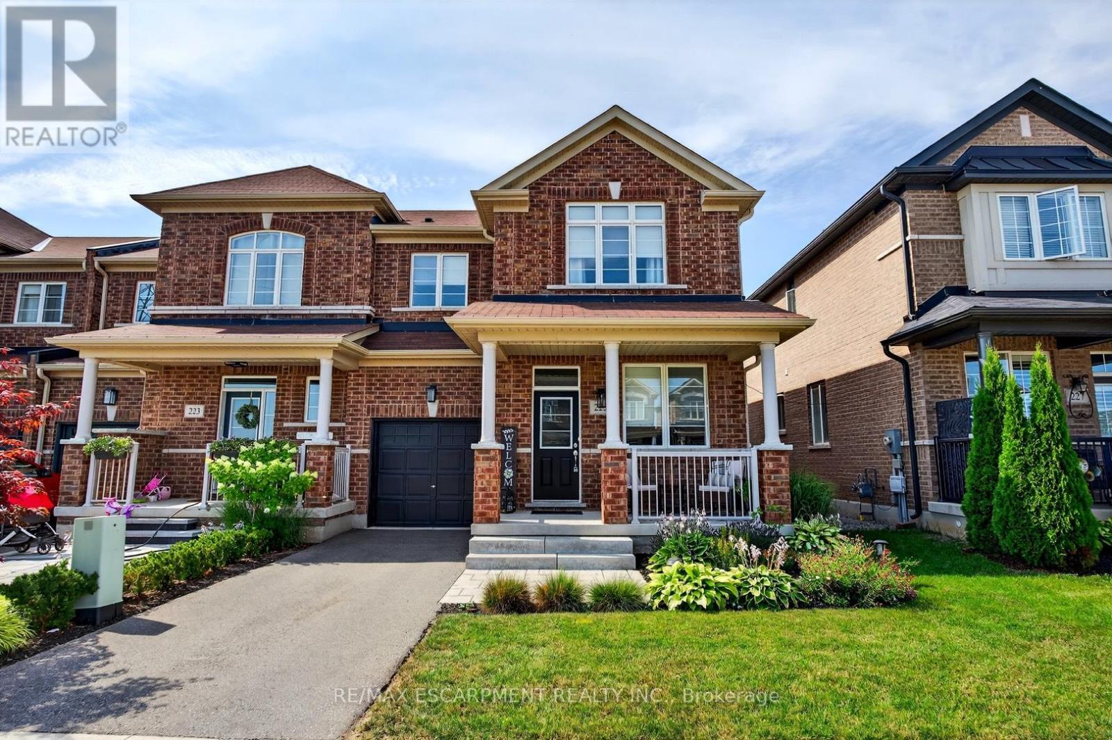 Townhouse at 225 SKINNER ROAD S, Hamilton (Waterdown)