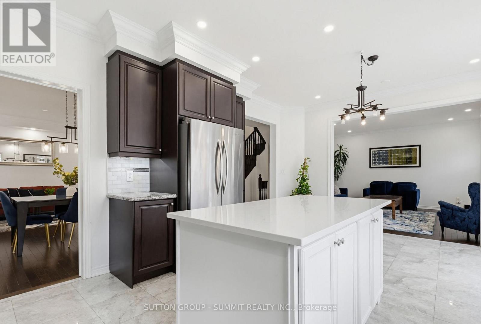 Detached at 7 ATTRIDGE CRESCENT, Hamilton