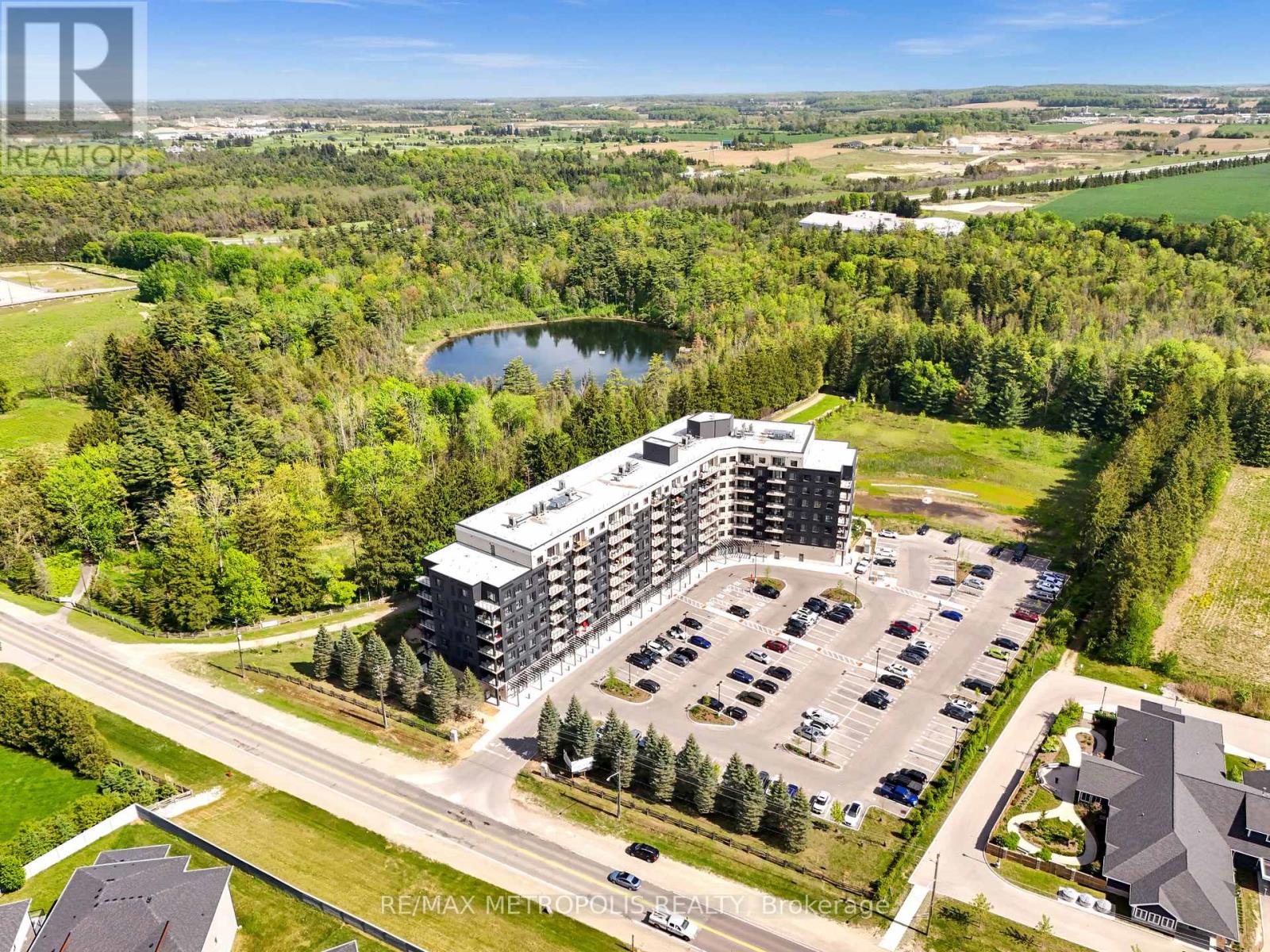 Apartment at 322 - 525 NEW DUNDEE ROAD, Kitchener