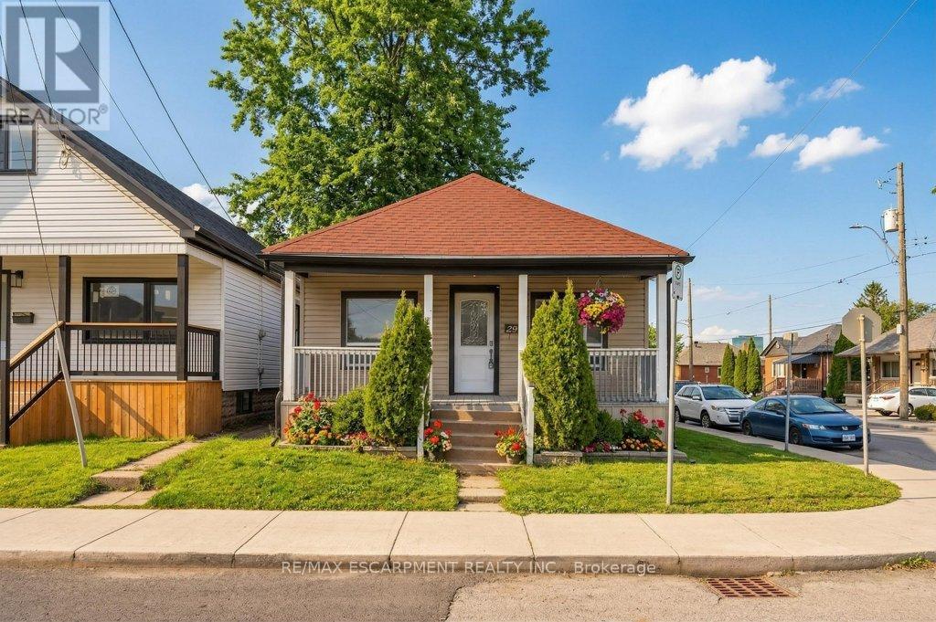 Detached at 299 BRITANNIA AVENUE, Hamilton (Homeside)