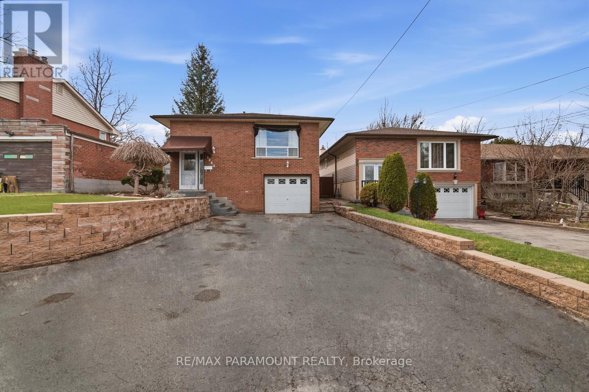 Detached at 1262 UPPER GAGE AVENUE, Hamilton (Randall)