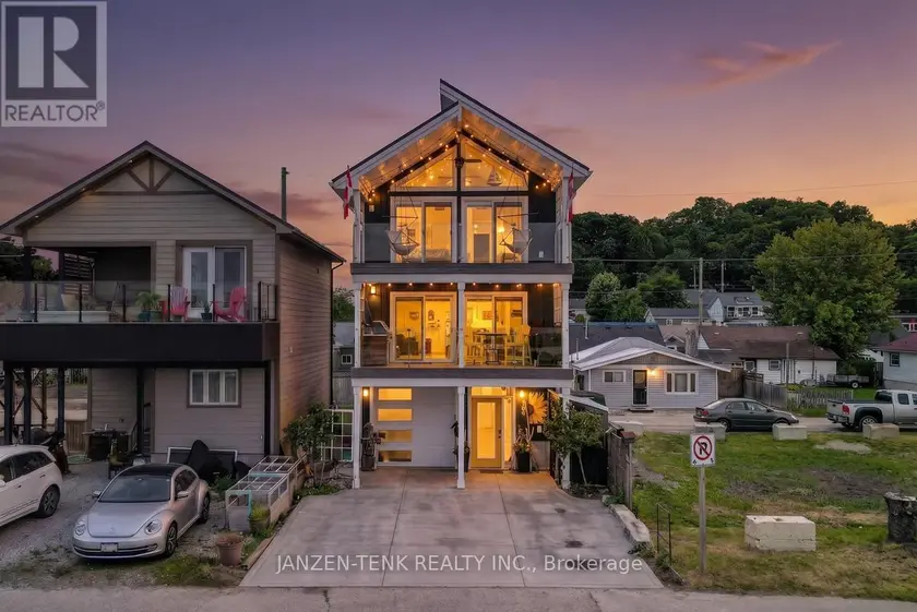 Detached at 163 MAUD STREET, Central Elgin