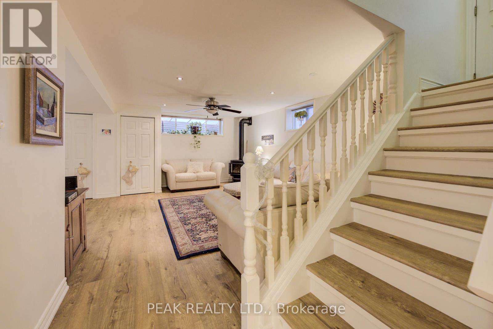 Detached at 50 EDGEWOOD AVENUE, Hamilton