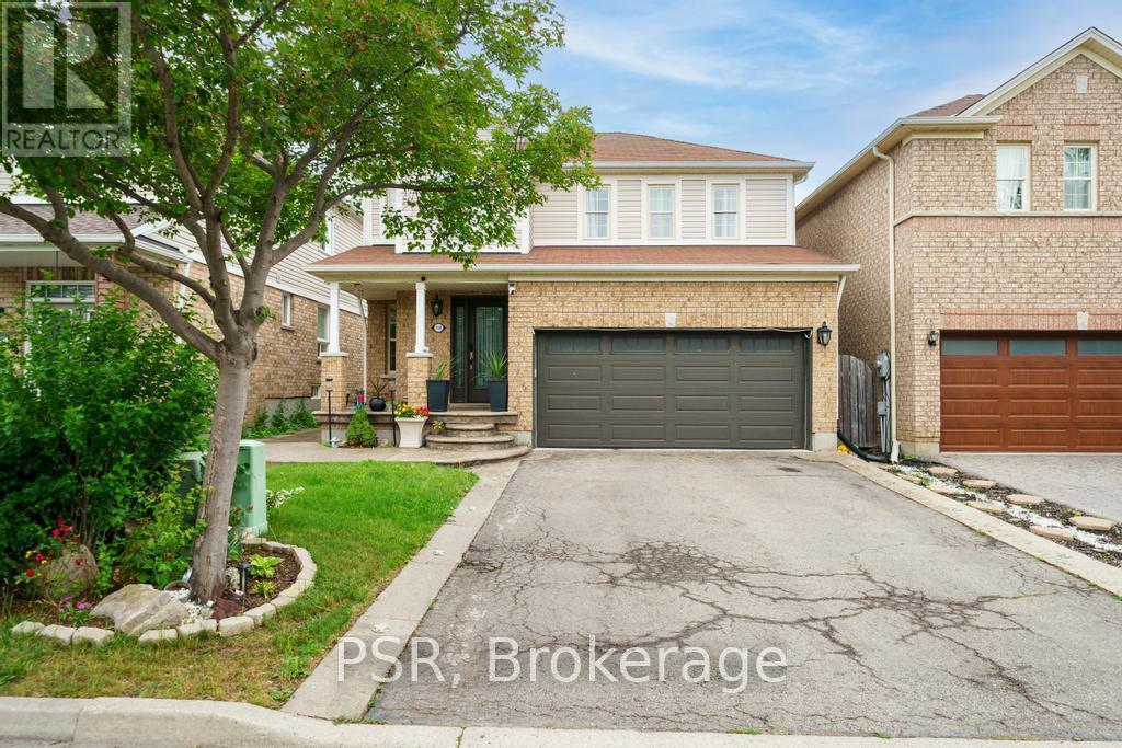 Detached at 150 VOYAGER PASS, Hamilton (Binbrook)