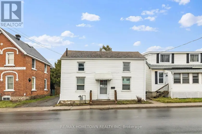 Detached at 93 PERTH STREET, Brockville