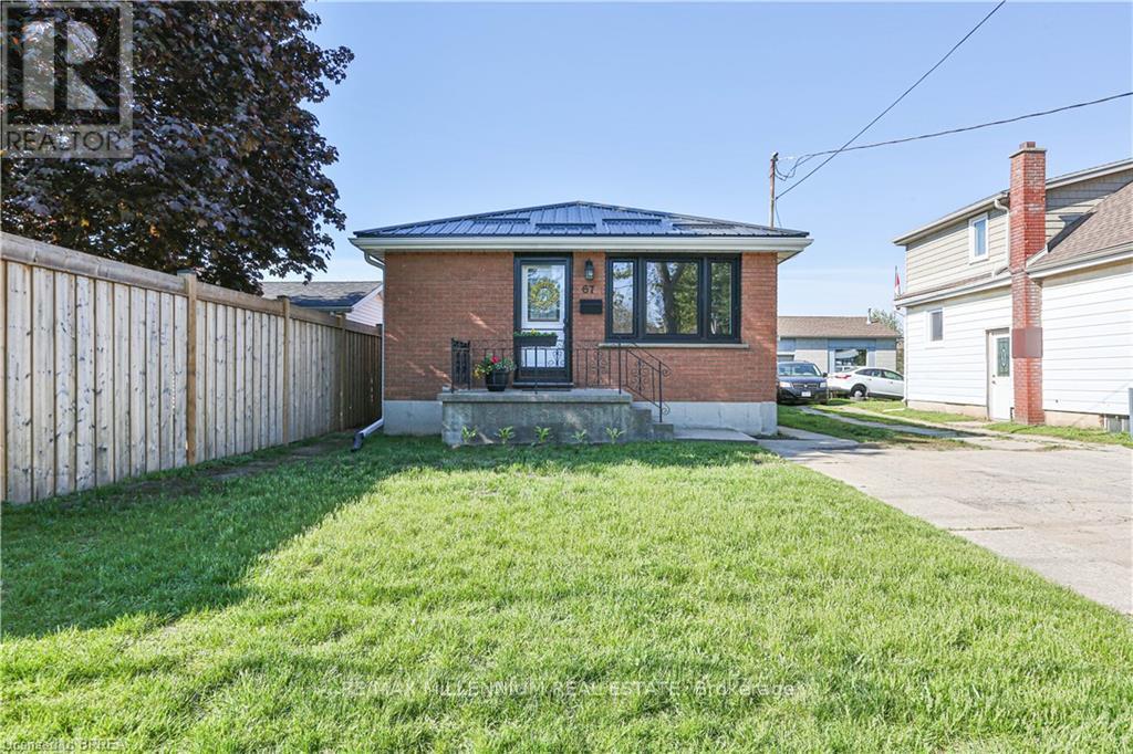 Detached at 67 DUBLIN STREET, Brantford