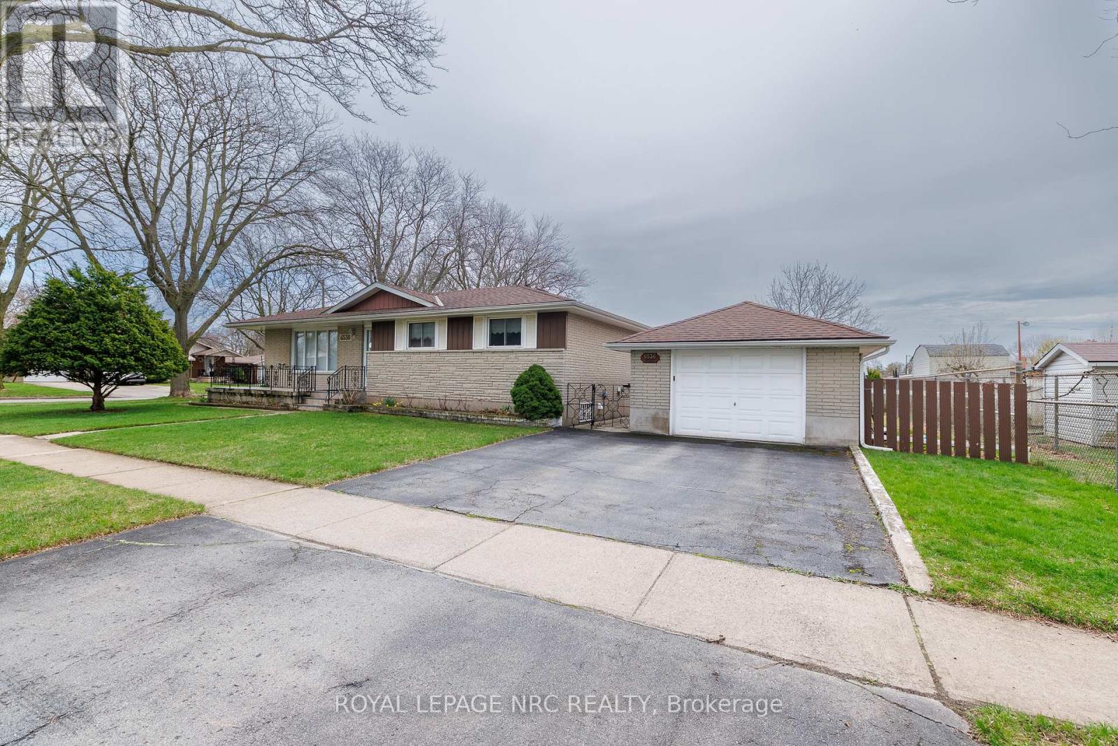 Detached at 6536 CROPP STREET, Niagara Falls (Morrison)