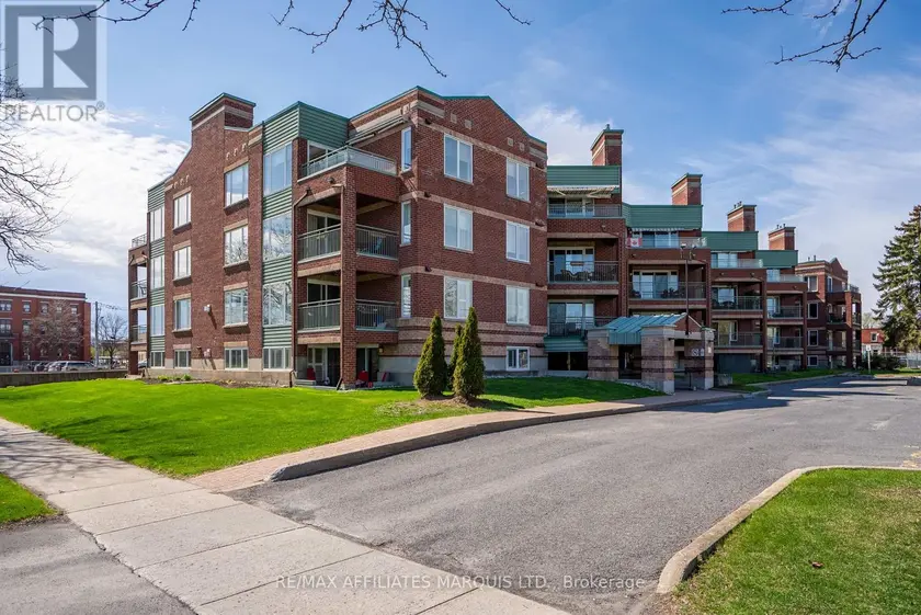 Apartment at 408 - 121 WATER STREET W, Cornwall