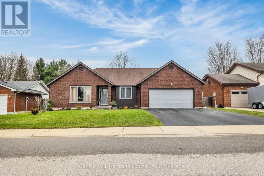 Detached at 15 GIBSON DRIVE, Tillsonburg