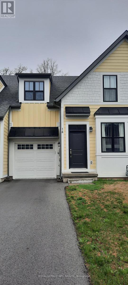 Townhouse at 16 PARADISE GROVE, Niagara-on-the-Lake (Virgil)