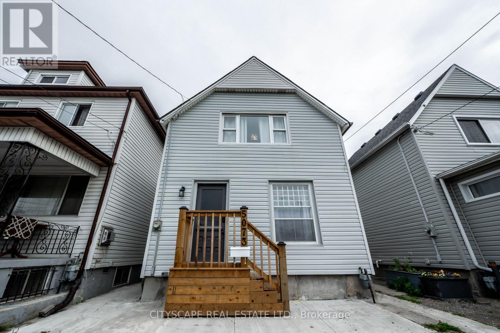 Detached at 5073 KITCHENER STREET, Niagara Falls (Clifton Hill)