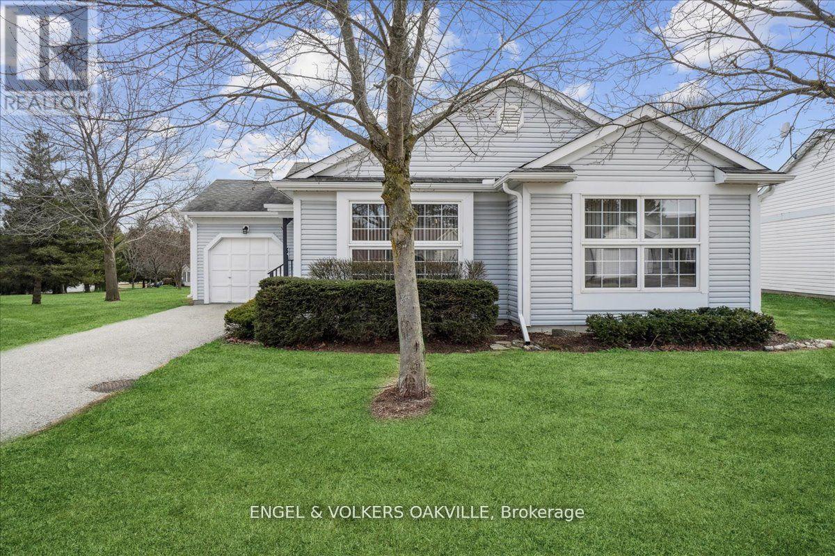 Detached at 36 WHITE BARK WAY, Centre Wellington
