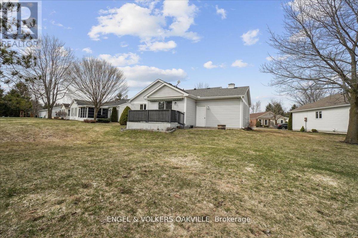 Detached at 36 WHITE BARK WAY, Centre Wellington