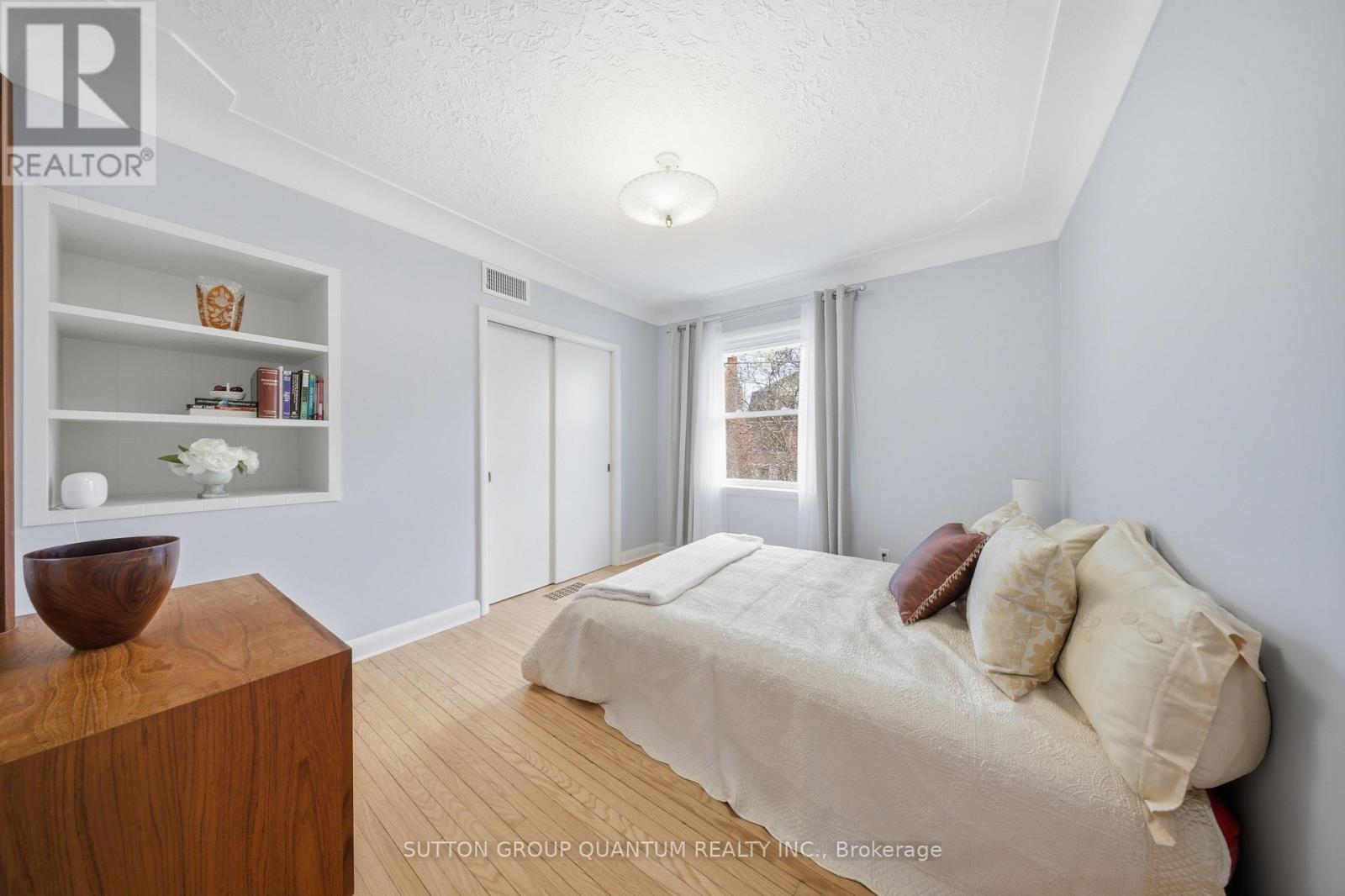 Detached at 50 BARTON STREET, Hamilton